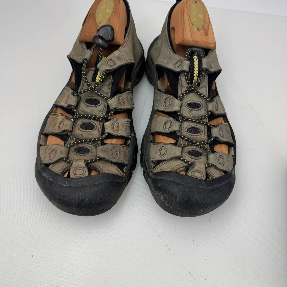 Keen Newport Men 7 Brown Leather Waterproof Hiking Sandals Outdoor Trail Shoes
